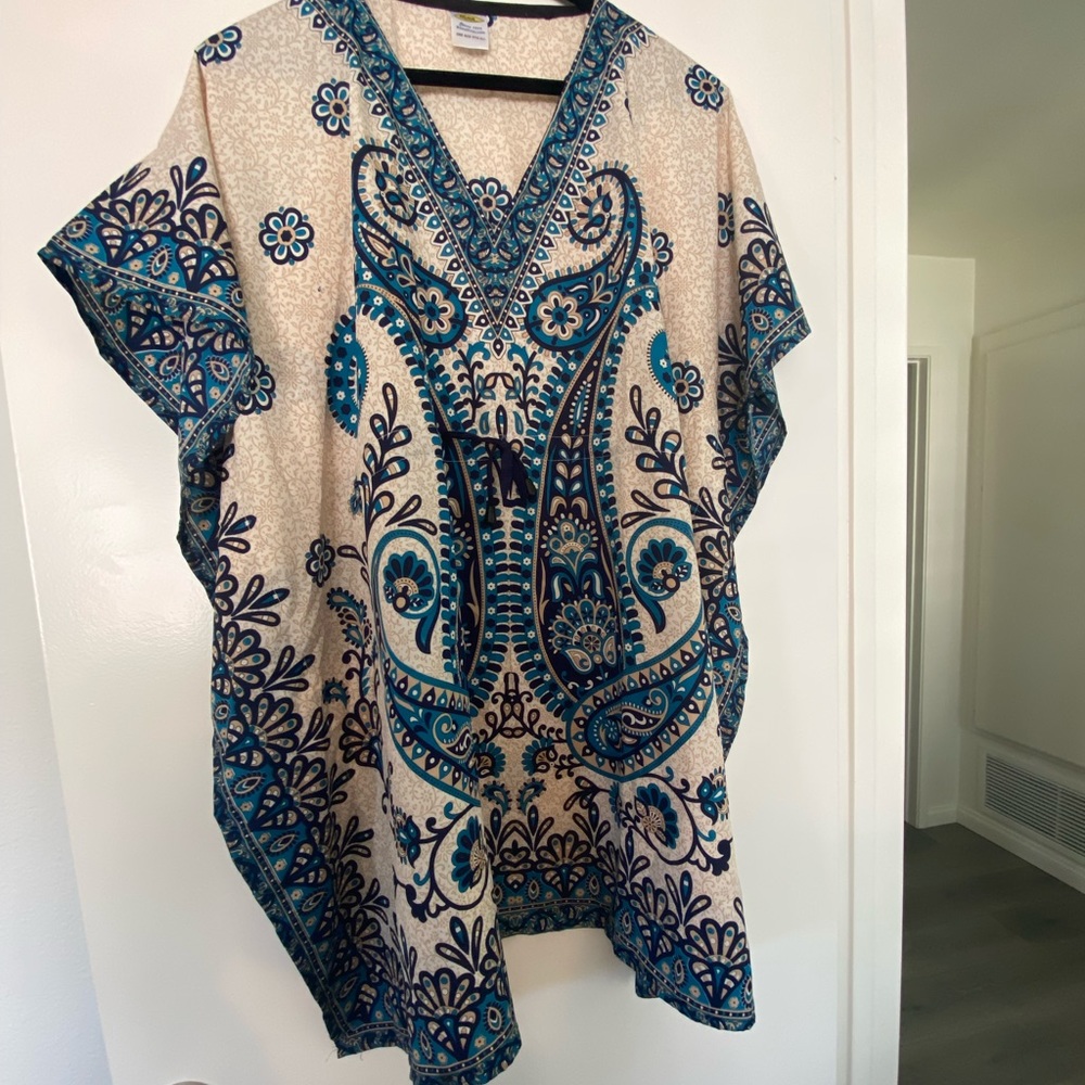 Beautiful Rima bathing suit coverup